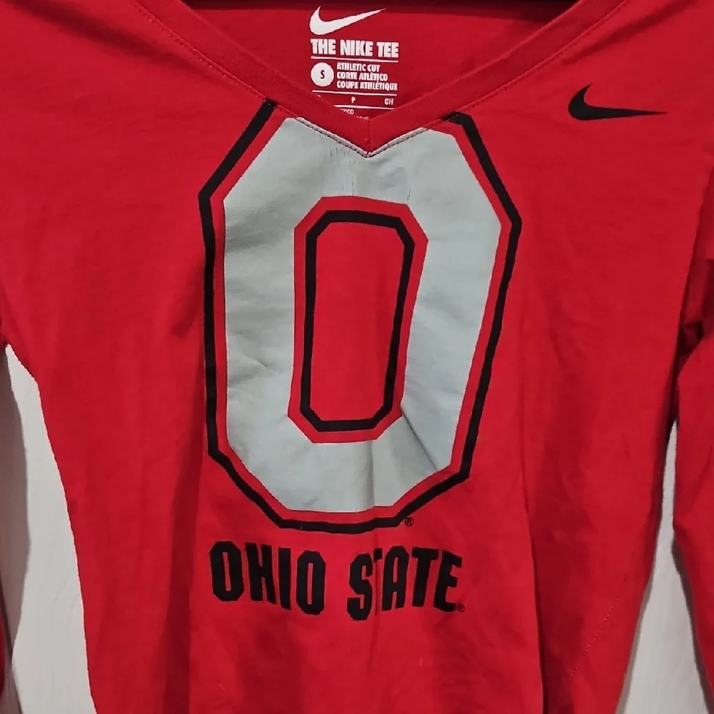 Nike Red Ohio State Cropped Long Sleeve Tee Size‎ Small